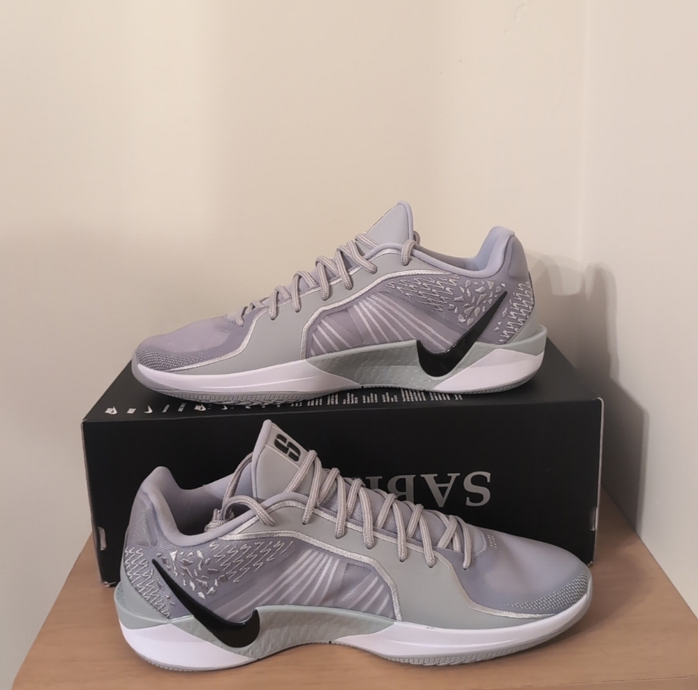 Nike Sabrina 2 TB Promo - Women’s 15.5 | Men’s 14